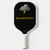 Customized Mama Runs The Court Pickleball Mom Gift Schläger (Rückseite)