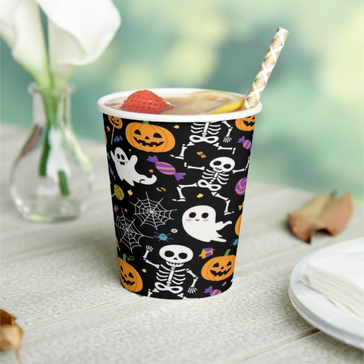 Cute and Creepy Skeletons For Halloween Pappbecher (In Situ)