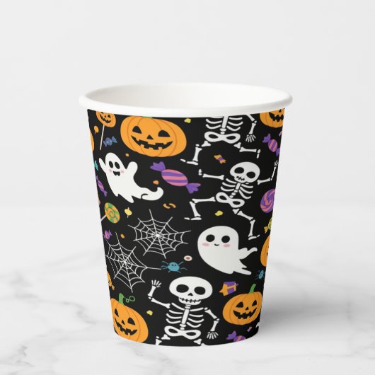 Cute and Creepy Skeletons For Halloween Pappbecher (Vorderseite)