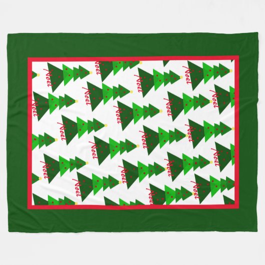 Cute and Festive Noel Merry Christmas Tree Pattern Fleecedecke (Vorderseite (Horizontal))