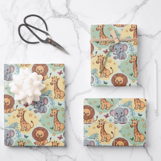 Cute animal pattern featuring lions, giraffes geschenkpapier set