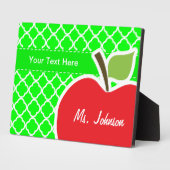 Cute Apple on Electric Green Quatrefoil Fotoplatte (Seite)