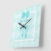 Cute Baby Boy Footprints Birth Announcement Quadratische Wanduhr (Winkel)