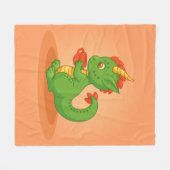 Cute Baby Dragon Holding Cup on Orange Fleecedecke (Vorderseite (Horizontal))