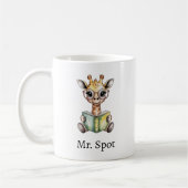 Cute Baby Giraffe Reading a Book Custom Kaffeetasse (Links)