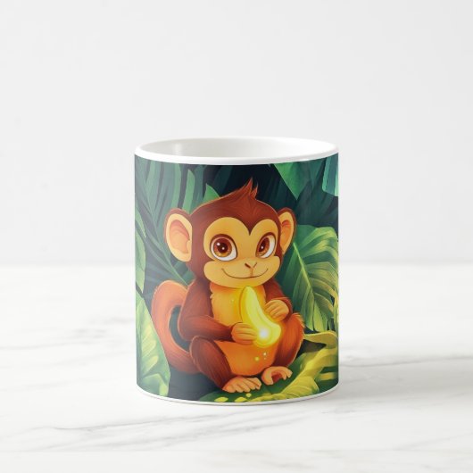 cute baby monkey in the jungle holding a shiny ban kaffeetasse (Mittel)