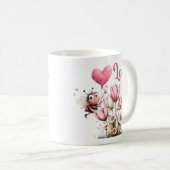 Cute Bee Love Heart & Floral  Kaffeetasse (VorderseiteRechts)