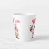 Cute Bee Love Heart & Floral  Milchtasse (Vorderseite)
