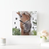 Cute Belgian Draft Horse Face Animal Quadratische Wanduhr (Zuhause)