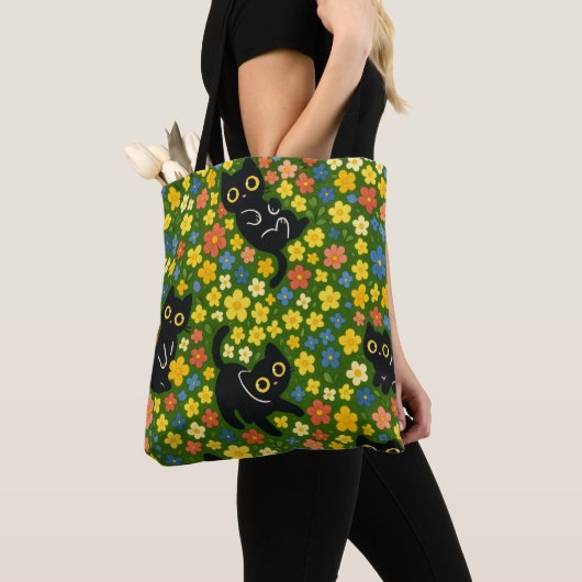 Cute Black Cats Floral Meadow Pattern Tasche (Von Nahem)