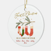 Cute Boho First Christmas Family of Four Keramik Ornament (Links)