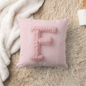 Cute boho pink crocheted letter F Round Pillow Kissen (Decke)