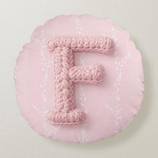 Cute boho pink crocheted letter F Round Pillow Rundes Kissen