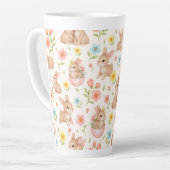 Cute Bunnies and Flowers Pattern Milchtasse (Linke Ecke)