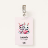 Cute Bunnies Sharing a Heart Ausweis (Rückseite mit Klammer)