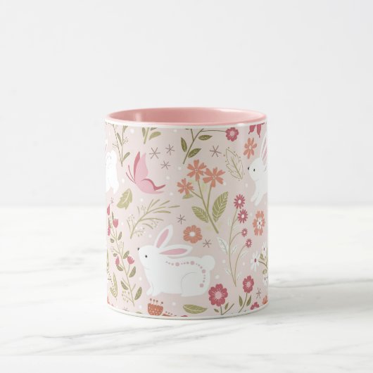 Cute Bunny and Butterfly Spring Garden Tasse (Zentrum)