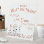 Cute Bunny Sockelschild (In Situ)