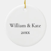 Cute Cardinal Giving Gifts Couple Custom Christmas Keramik Ornament (Hinten)