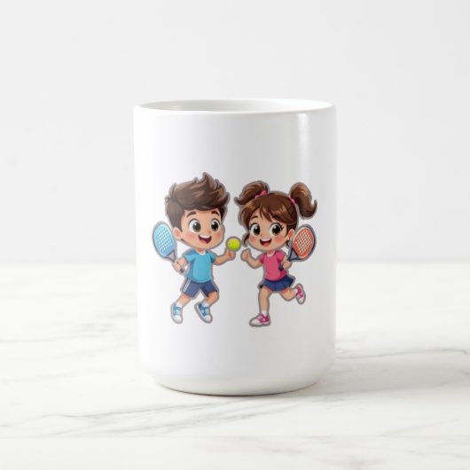 Cute Cartoon Boy and Girl Playing Padel Tennis – F Kaffeetasse (Mittel)