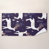 Cute cartoon deer seamless pattern, nursery backgr badehandtuch (Badehandtuch)