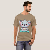 Cute Cartoon Koala in Yoga Pose friends T-Shirt (Vorne ganz)