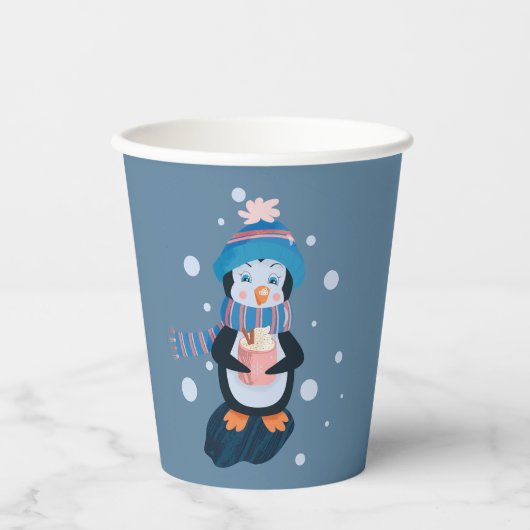 Cute Cartoon Penguin with Hot Cocoa Blue Paper Cup Pappbecher (Vorderseite)