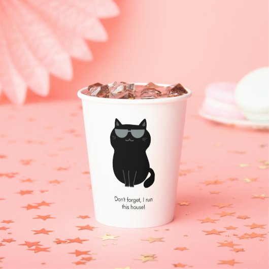 Cute Cat - I run this house now! Pappbecher (Insitu)