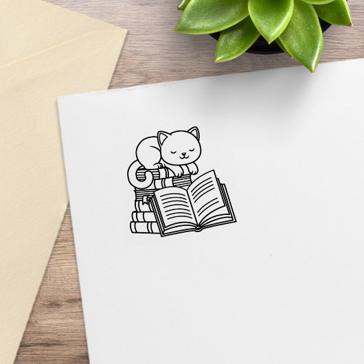 Cute Cat on top of Stack of Books 1x1 Gummistempel