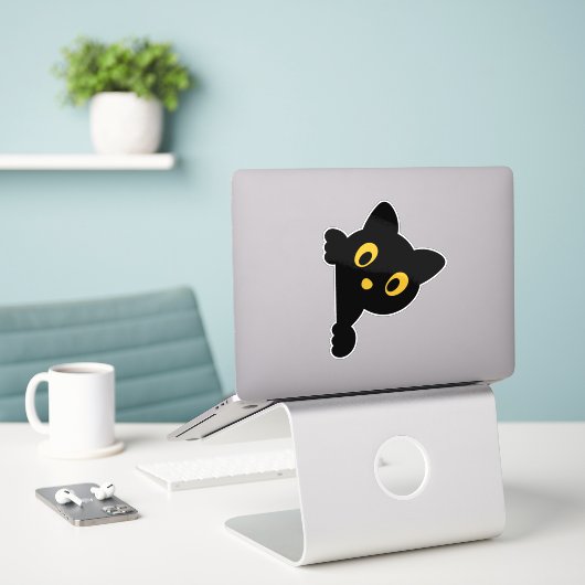 Cute Cat Sticker – Adorable Design (Laptop auf Schreibtisch)