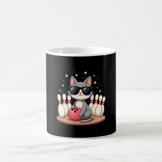 Cute Cat With Sunglasses Cat Playing Bowling For m Kaffeetasse (Mittel)