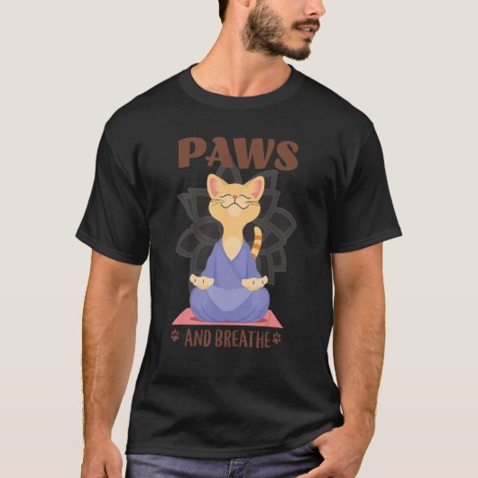 Cute Cat Yoga Paws And Breathe T-Shirt (Vorderseite)