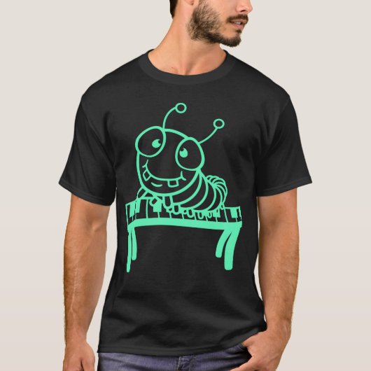 Cute Caterpillar Plays Keyboard Piano Keys Animal T-Shirt (Vorderseite)