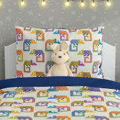 Cute Chameleon Pattern on Cream Kissenbezug