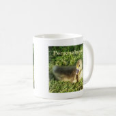 cute child in the grass geese kaffeetasse (VorderseiteRechts)