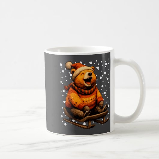 Cute Christmas Bear Sledding In Snow Funny Winter Kaffeetasse (Rechts)