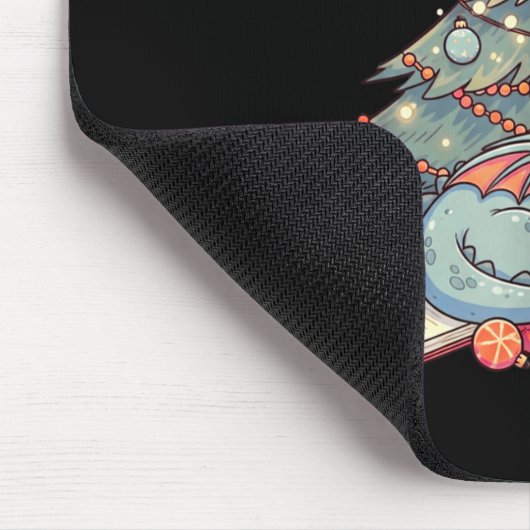 Cute Christmas Dragon Sleeng Under Tree Books Love Mousepad (Ecke)