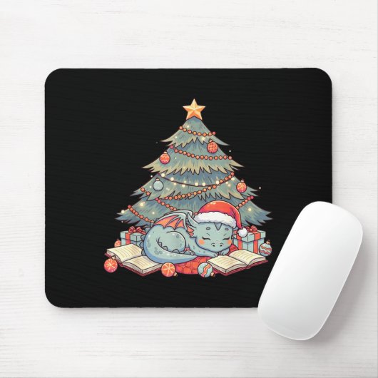 Cute Christmas Dragon Sleeng Under Tree Books Love Mousepad (Mit Mouse)