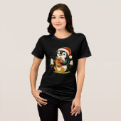 Cute Christmas Penguin with Gift Box Tri-Blend Shirt (Vorderseite voll)