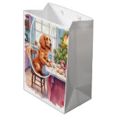 Cute Cocker Spaniel Gingerbread Baking Christmas Mittlere Geschenktüte (Rückseite Schrägansicht)