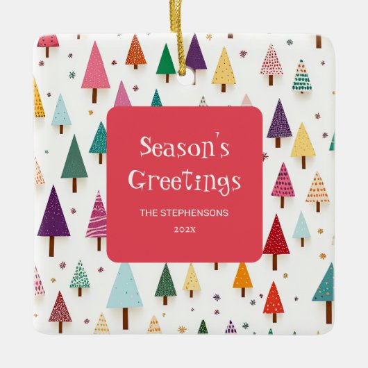 Cute Colorful Retro Christmas Trees Keramikornament (Vorderseite)
