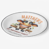 Cute Crazy Cow Farm Theme 1st Birthday Pappteller (Schrägansicht)