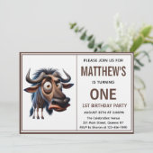 Cute Crazy wildebeest =Theme 1st Birthday photo Einladung (Stehend Vorderseite)