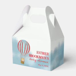 Cute Cub Flying Over the Clouds Baby Shower Geschenkschachtel