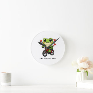 Cute Cycling Frog | Kawaii Frog Bicycle Art Runde Wanduhr