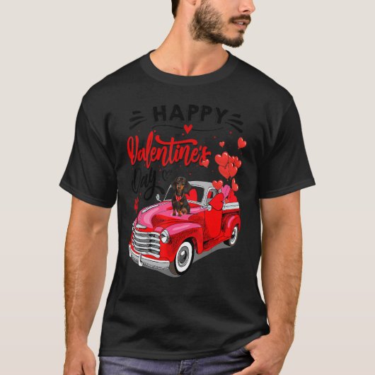 Cute Dachshund Dog Red Truck Happy Valentine's Day T-Shirt (Vorderseite)