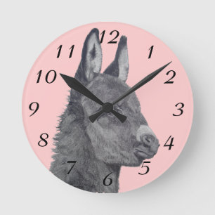 Cute donkey pencil, einfarbiges Drawing Runde Wanduhr