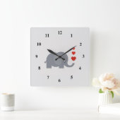 Cute elephant with hearts whimsical love quadratische wanduhr (Zuhause)