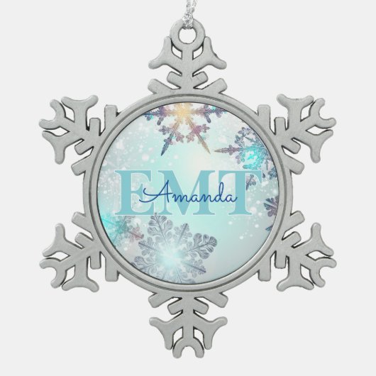 Cute EMT Ice Blue Snowflake Personalized Name  Schneeflocken Zinn-Ornament (Vorderseite)