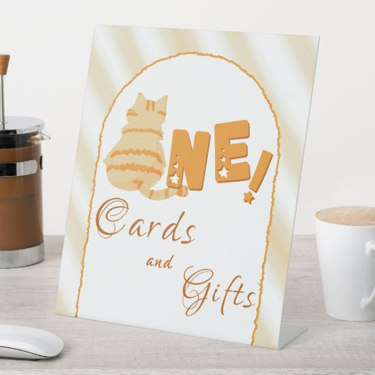 Cute Fat Orange Cat 1st Birthday Cards & Gifts Sockelschild (In Situ)