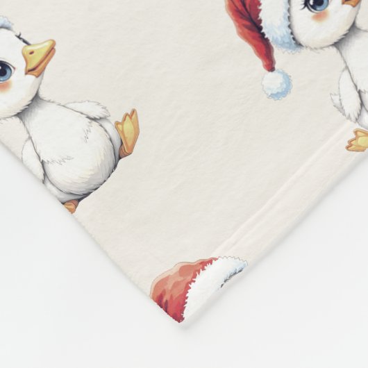 Cute Festive Christmas Goose Duck With Santa Hat Fleecedecke (Ecke)